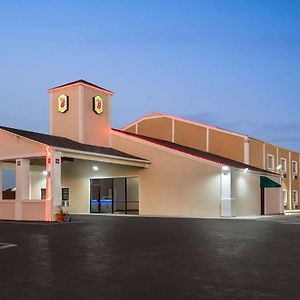 Super 8 By Wyndham Gainesville Tx